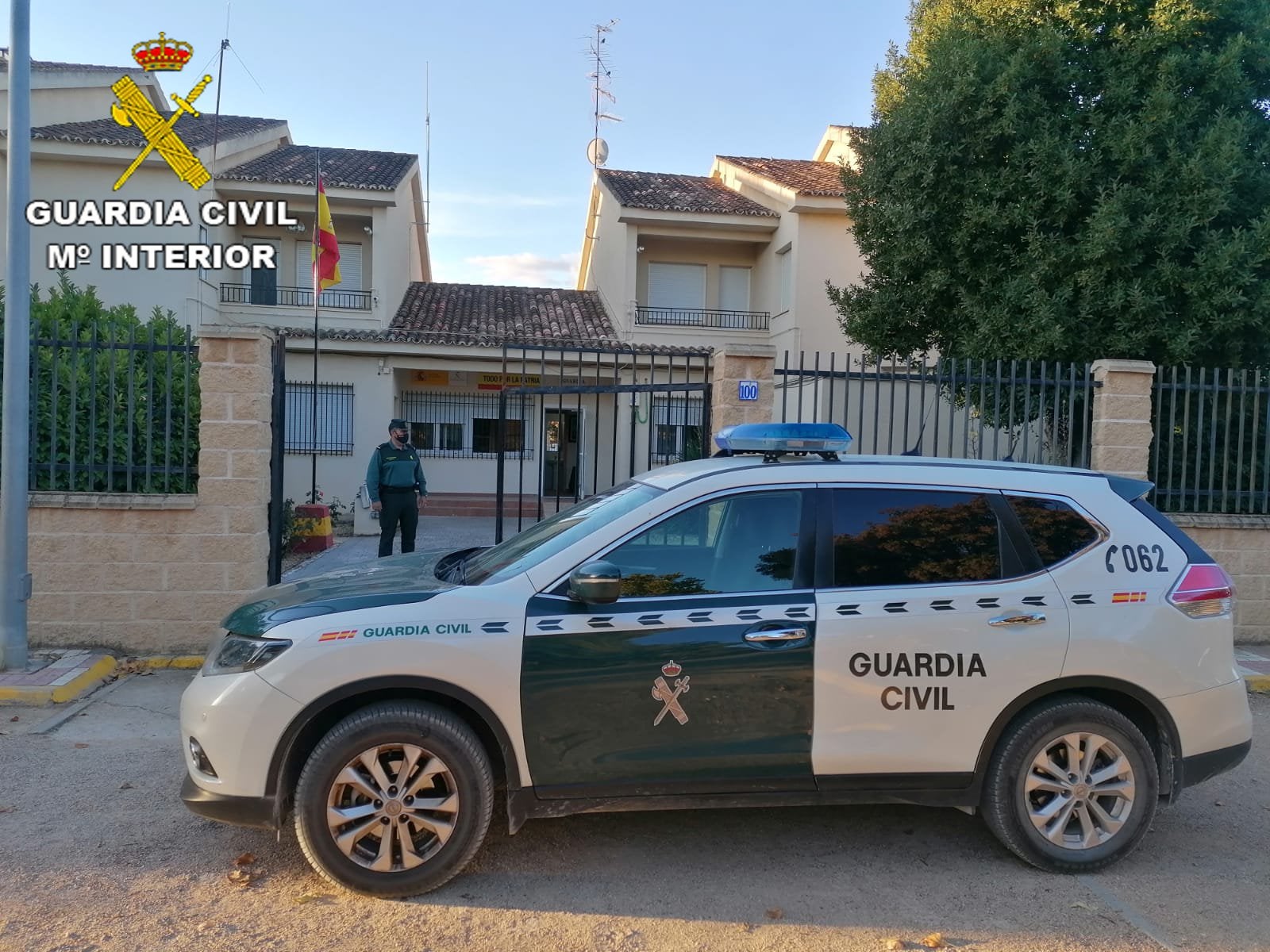 La Guardia Civil detiene a una persona por intentar robar a un hombre en La Puebla de Almoradiel (Toledo) La Guardia Civil detiene a una persona por intentar robar a un hombre en La Puebla de Almoradiel (Toledo)