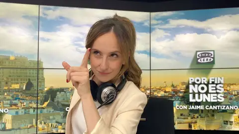POR FIN NO ES LUNES ISABEL LOBO