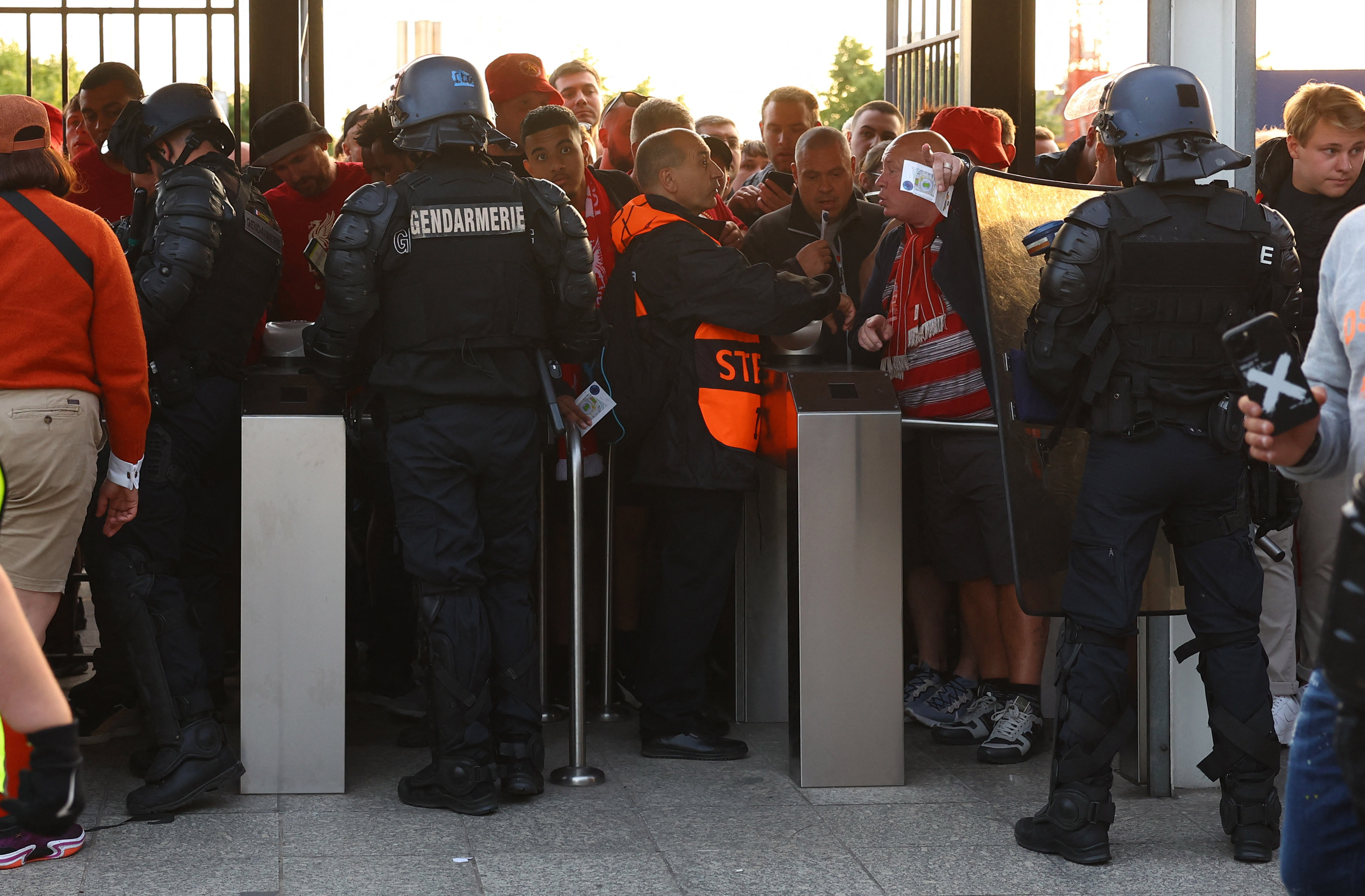 Retraso insólito en la final de la Champions por motivos de seguridad Retraso insólito en la final de la Champions por motivos de seguridad
