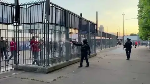 Retraso insólito en la final de la Champions por motivos de seguridad Retraso insólito en la final de la Champions por motivos de seguridad