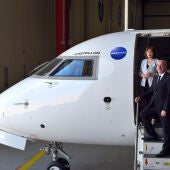 Bautizan a una aeronave con el nombre 'Castellón' para reforzar la promoción de la ruta de Sevilla