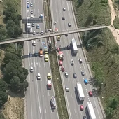 CATALUÑA ESTUDIA RESTRINGIR LA CIRCULACIÓN DE CAMIONES PARA EVITAR ATASCOS EN LA AP-7 CATALUÑA ESTUDIA RESTRINGIR LA CIRCULACIÓN DE CAMIONES PARA EVITAR ATASCOS EN LA AP-7