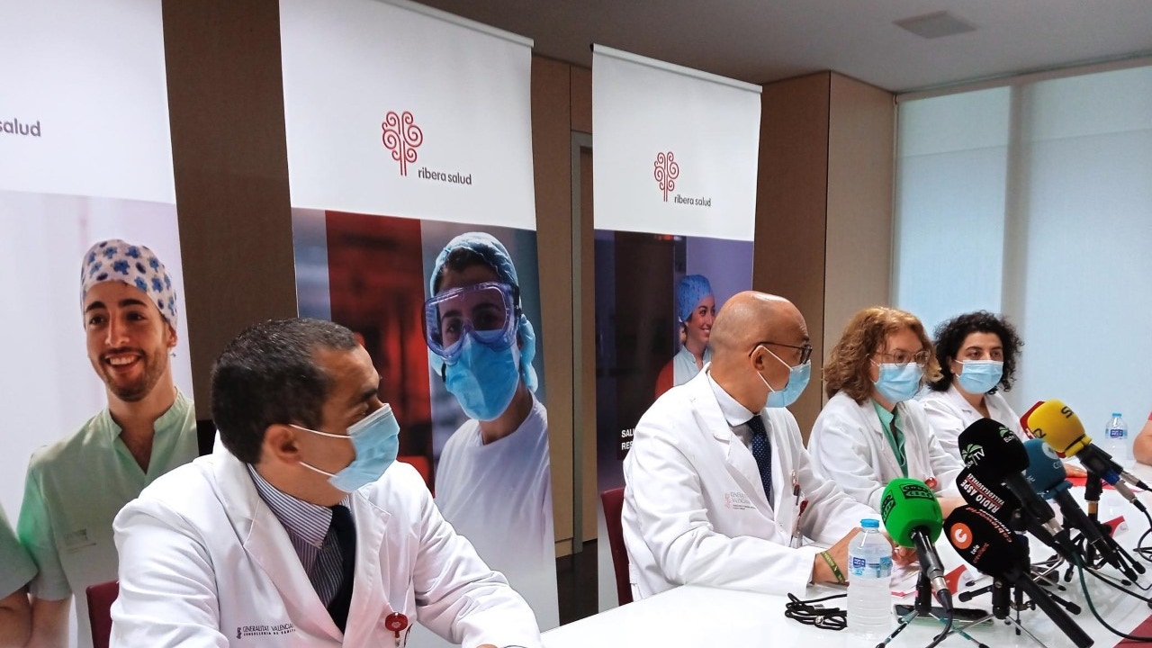 El Hospital del Vinalopó de Elche confía en que la condición de médico El Hospital del Vinalopó de Elche confía en que la condición de médico