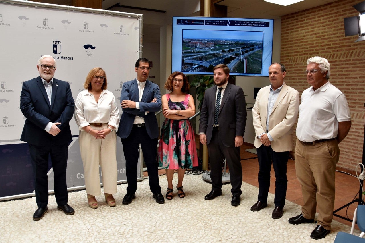 Las obras de la pasarela ciclista y peatonal entre Ciudad Real y Miguelturra comenzarán en 2023 Las obras de la pasarela ciclista y peatonal entre Ciudad Real y Miguelturra comenzarán en 2023