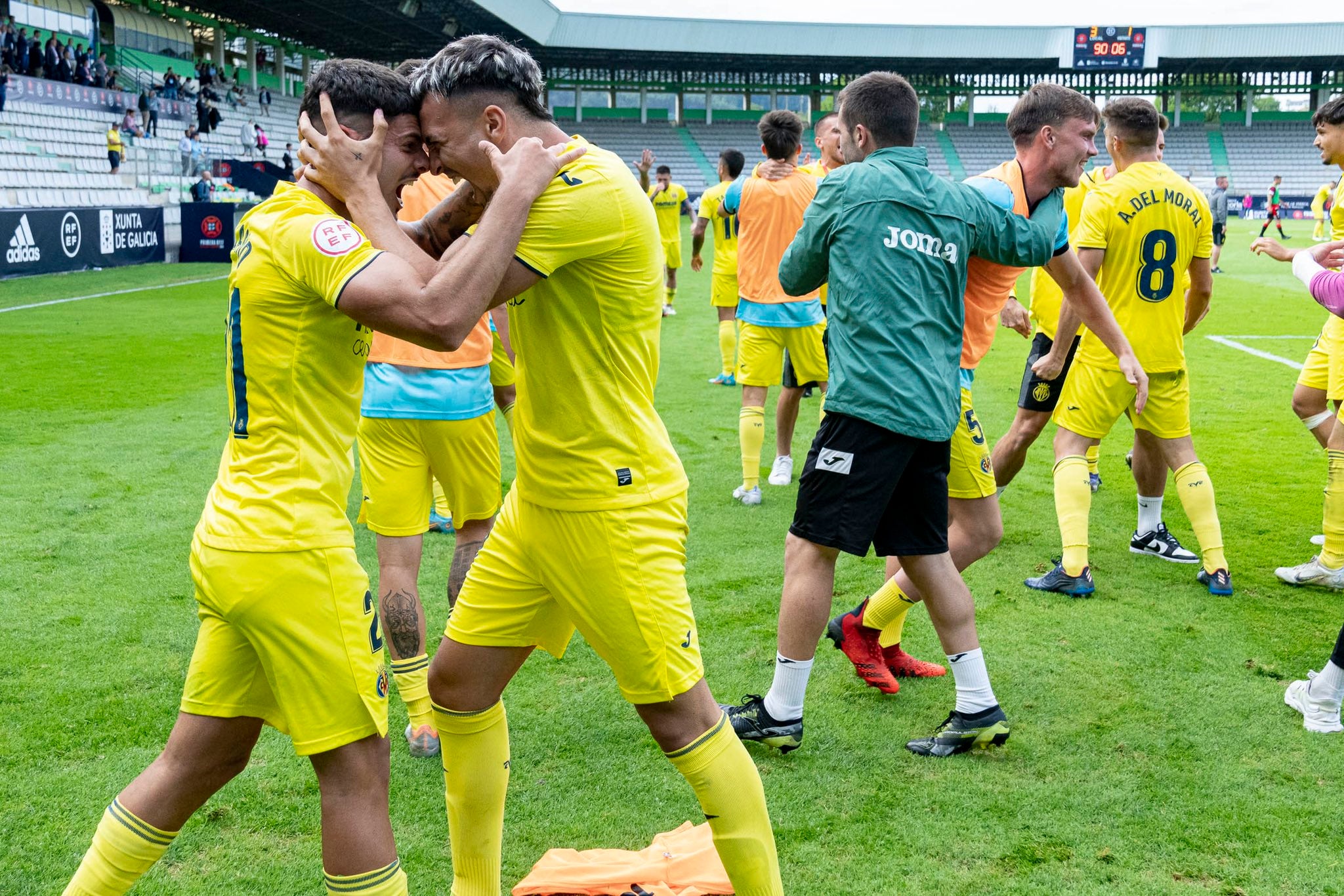 Un ascenso del filial condicionaría la confección de la primera plantilla Un ascenso del filial condicionaría la confección de la primera plantilla