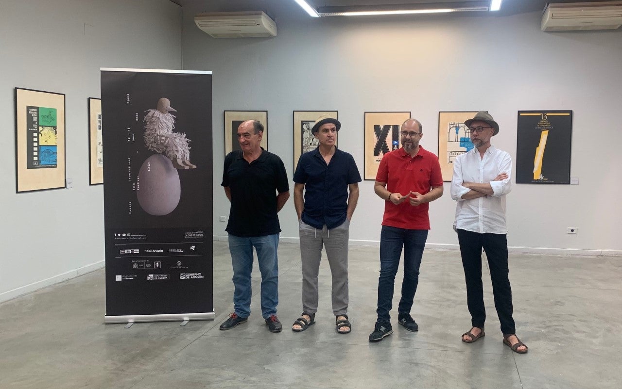 "50 años, 50 carteles" es un repaso a la historia del diseño gráfico contemporáneo "50 años, 50 carteles" es un repaso a la historia del diseño gráfico contemporáneo