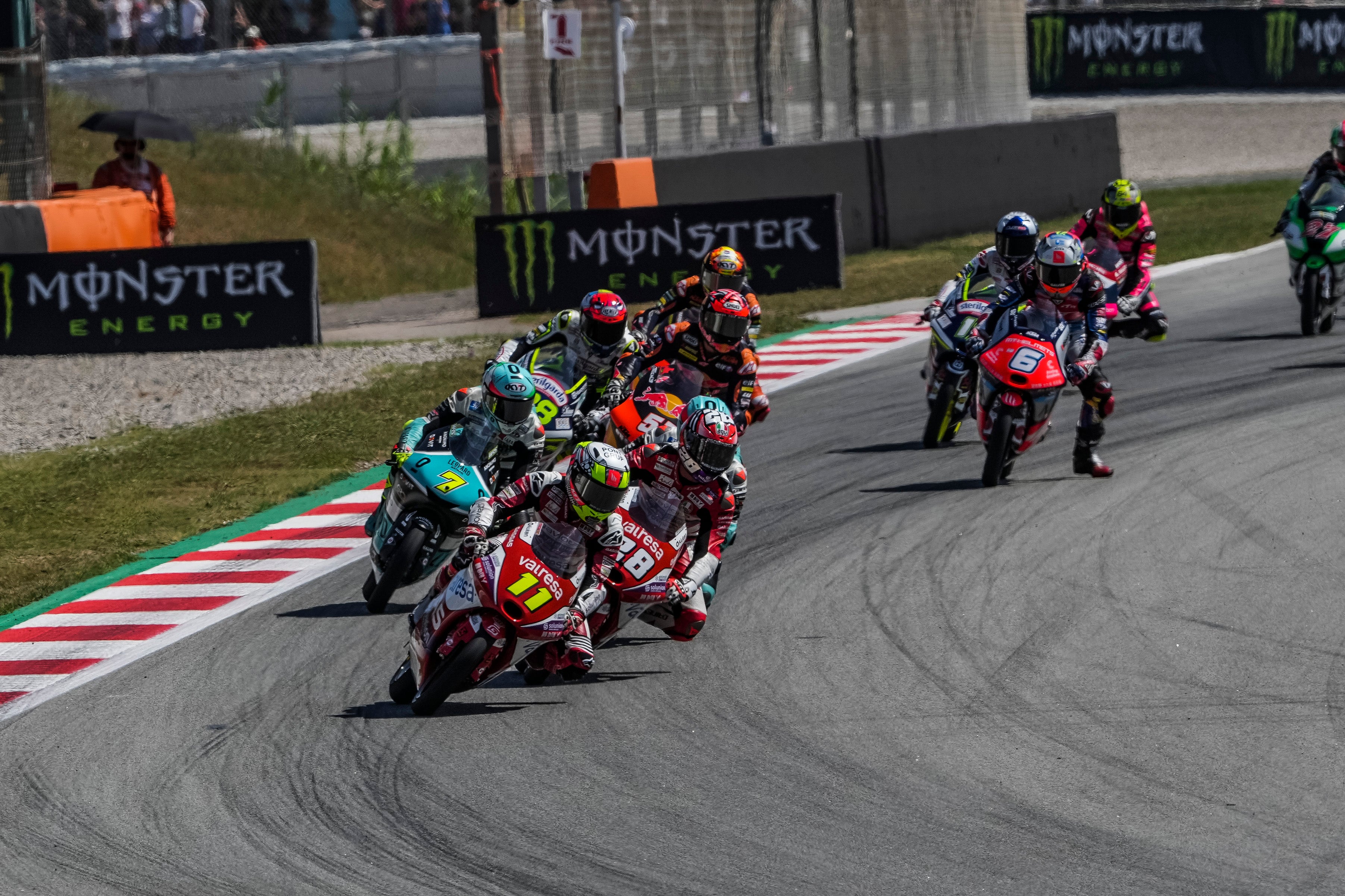 García Dols sale de Austria más líder en Moto 3 García Dols sale de Austria más líder en Moto 3