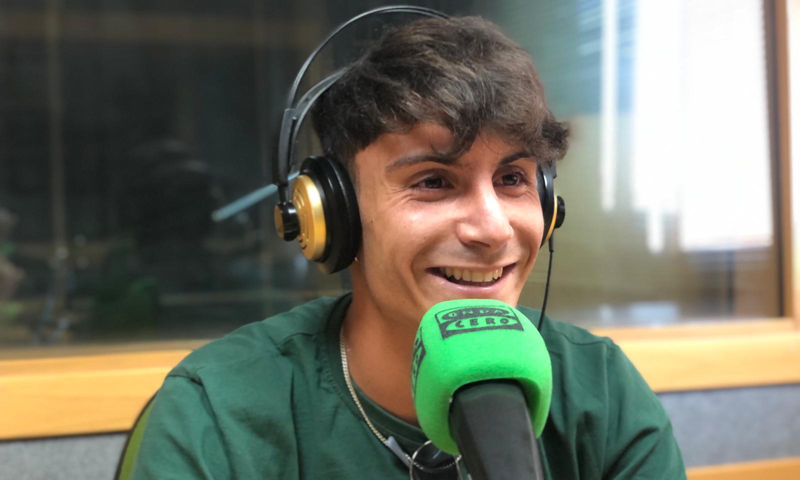 Lalo Hernández: "Ojalá nunca pueda jugar en el Real Murcia porque siga subiendo de categoría" Lalo Hernández: "Ojalá nunca pueda jugar en el Real Murcia porque siga subiendo de categoría"