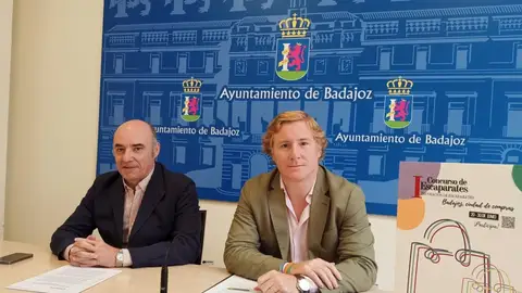 El Ayuntamiento y Cámara de Comercio de Badajoz lanza un concurso de los escaparates durante la Feria de San Juan