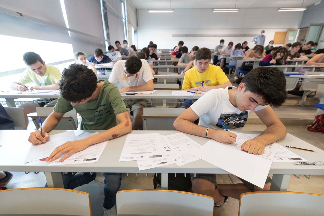 Selectividad 2022: ocho consejos para elegir la carrera universitaria adecuada Selectividad 2022: ocho consejos para elegir la carrera universitaria adecuada