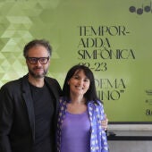 El director artístico del ADDA, Josep Vicent, y la diputada de Cultura, Julia Parra