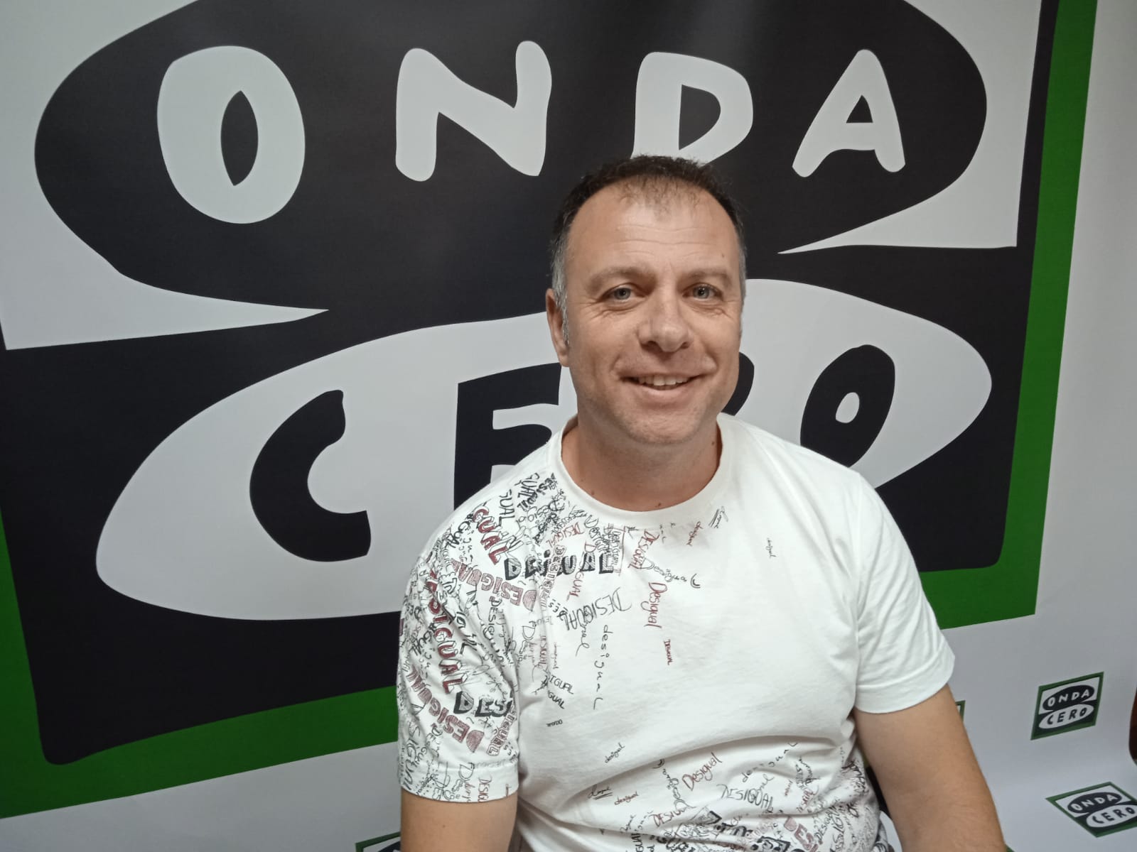 Alberto Meléndez en la Cadena de turolenses Alberto Meléndez en la Cadena de turolenses