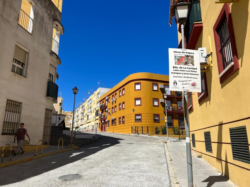 Comienzan las obras de asfaltado en varias calles de Sanlúcar Comienzan las obras de asfaltado en varias calles de Sanlúcar