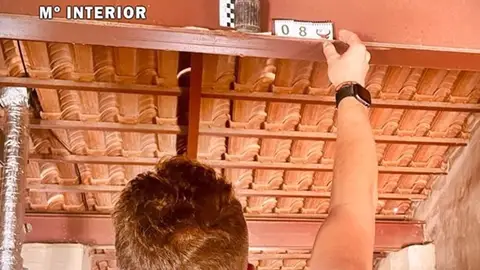 La Guardia Civil desactiva una granada de mano hallada en una vivienda de Mengabril