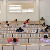 Exámenes de la EvAU en el campus de Ciudad Real