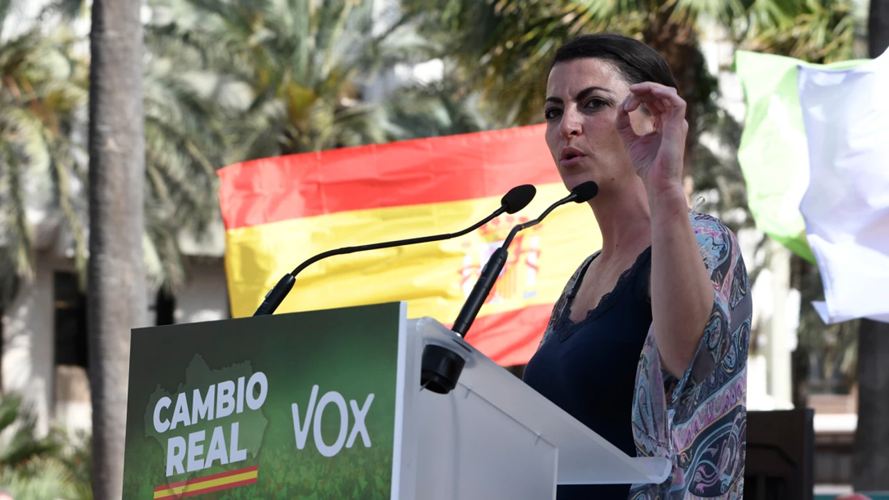 Macarena Olona no dará ningún mitin durante tres días en plena campaña electoral