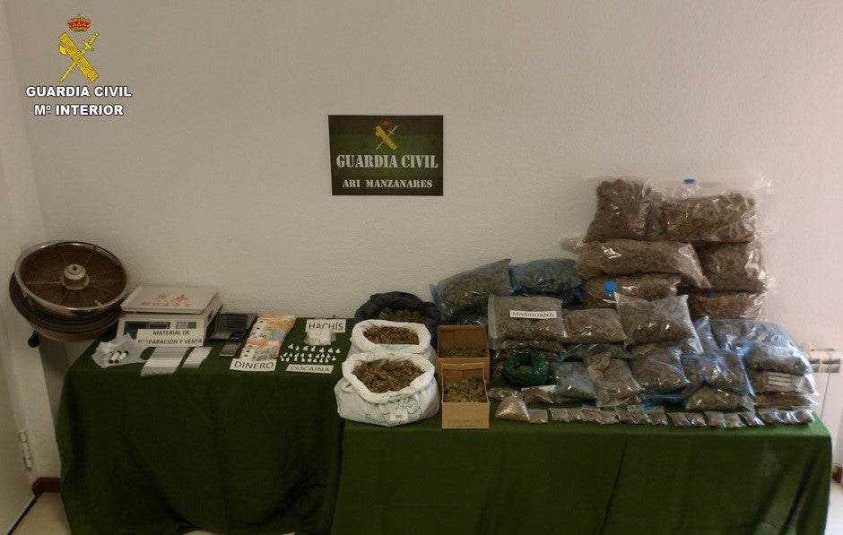 Una operación antidroga se salda con 13 detenidos en Manzanares y La Solana Una operación antidroga se salda con 13 detenidos en Manzanares y La Solana