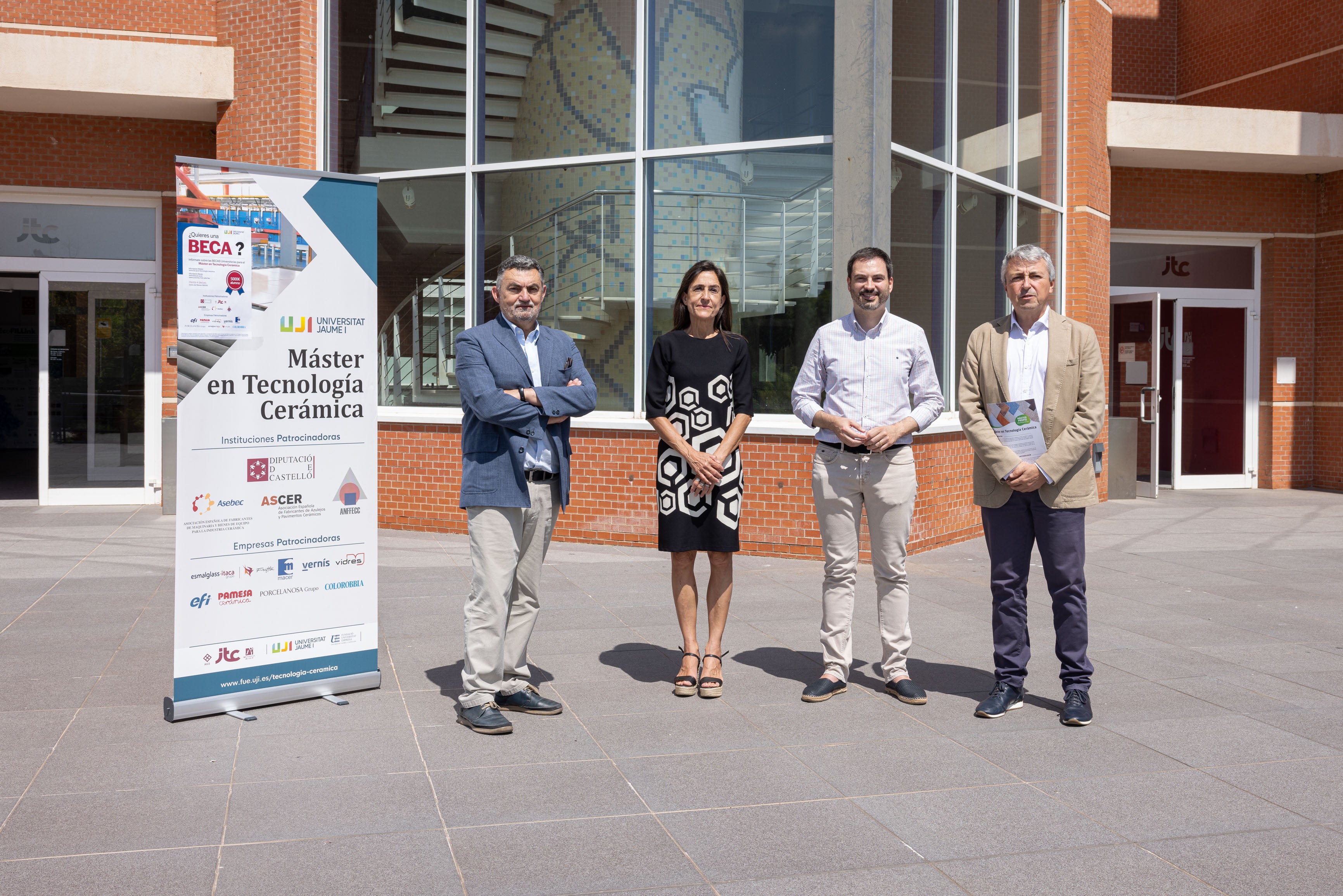 La Diputación de Castellón y la UJI impulsan el Premio a la Excelencia Académica para el estudiantado del Máster en Tecnología Cerámica La Diputación de Castellón y la UJI impulsan el Premio a la Excelencia Académica para el estudiantado del Máster en Tecnología Cerámica
