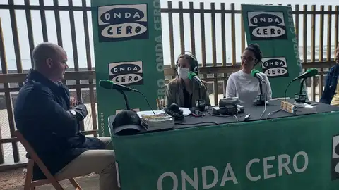 Programa especial con motivo do Día Mundial dos Océanos Felix Juncal, alcalde de Bueu; Silvia Carballo, concelleira de Promoción Económica e Turismo e Guillermo Rodríguez, autor da rehabilitación do estaleiro; conversan con Susana Pedreira no programa especial