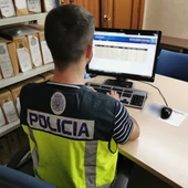 Detenido un hombre de 30 años como presunto autor de la muerte violenta de otro de 50 en su domicilio de Orihuela Detenido un hombre de 30 años como presunto autor de la muerte violenta de otro de 50 en su domicilio de Orihuela