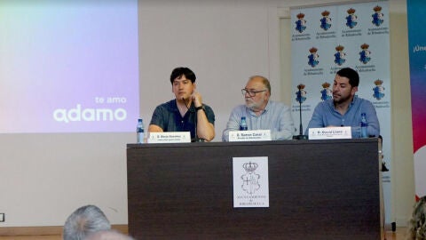 Presentaci&oacute;n del despliegue en Ribadesella