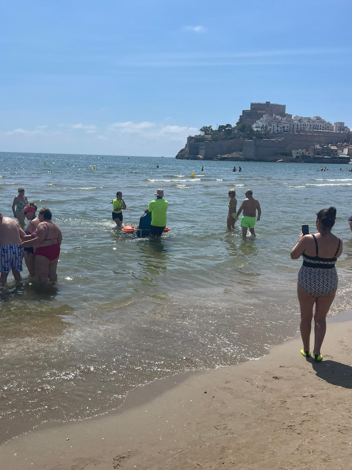 Peñíscola inicia la temporada de baño con un rescate y 9 asistencias sanitarias Peñíscola inicia la temporada de baño con un rescate y 9 asistencias sanitarias