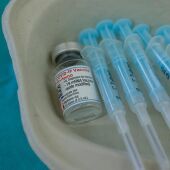 Vacuna covid: así es la dosis bivalente de moderna que multiplica la protección contra ómicron
