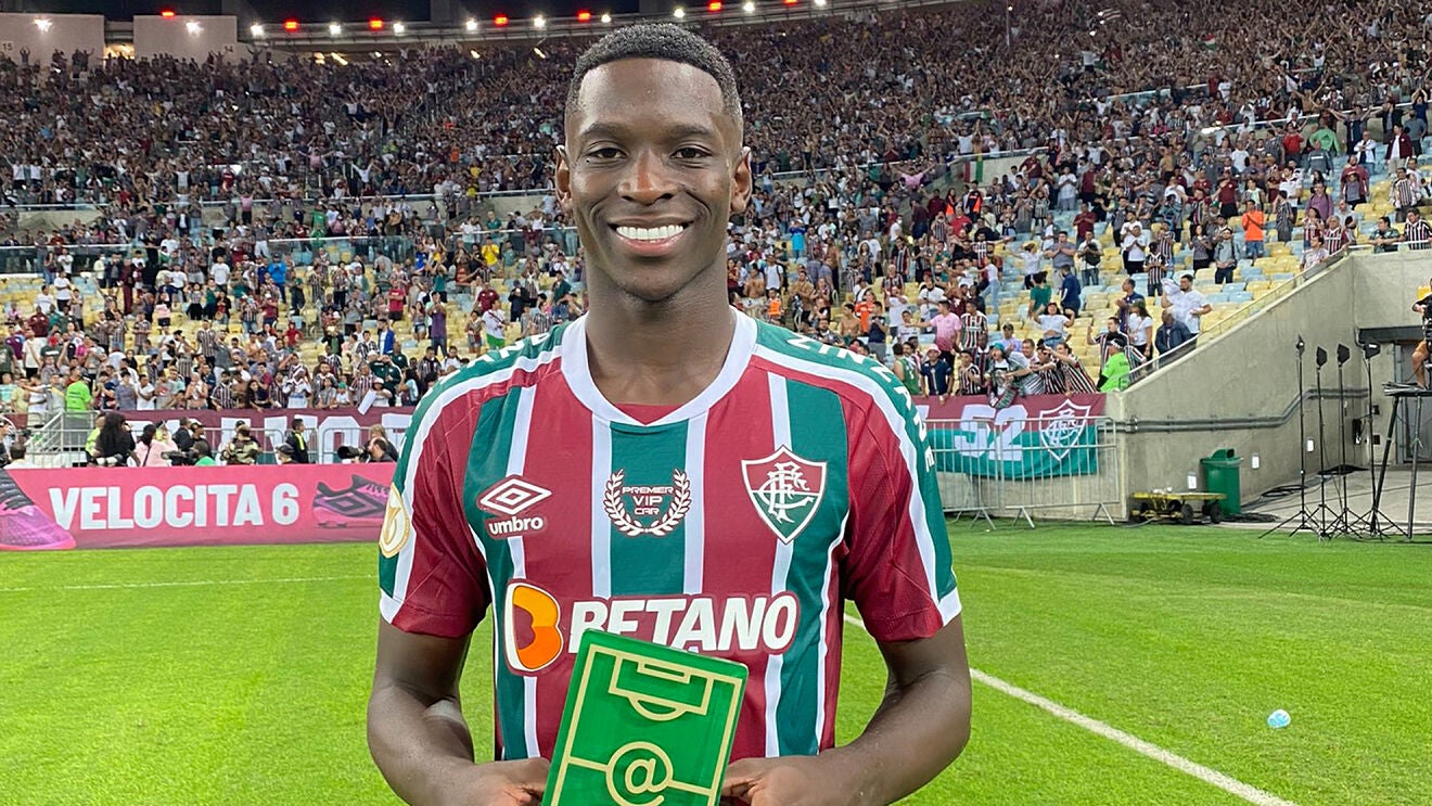 El nuevo fichaje del Betis se sale El nuevo fichaje del Betis se sale