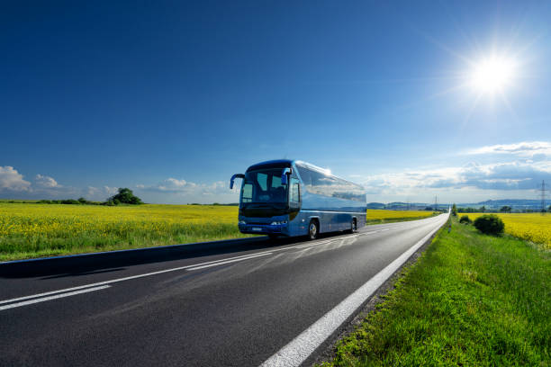 Los autobuses dejarán de parar en 151 municipios aragoneses Los autobuses dejarán de parar en 151 municipios aragoneses