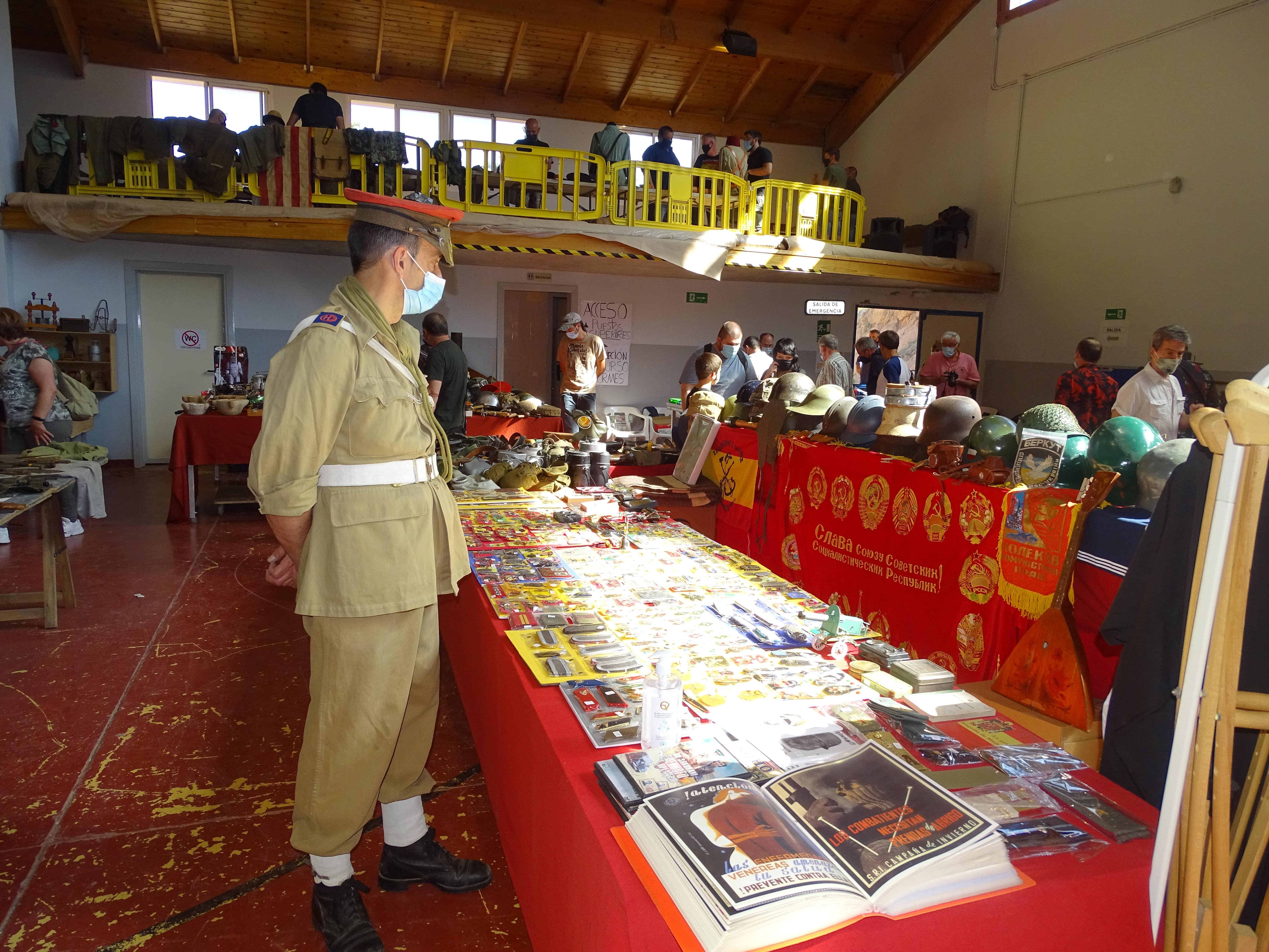 Alcorisa acoge la II Feria nacional de militaría Alcorisa acoge la II Feria nacional de militaría