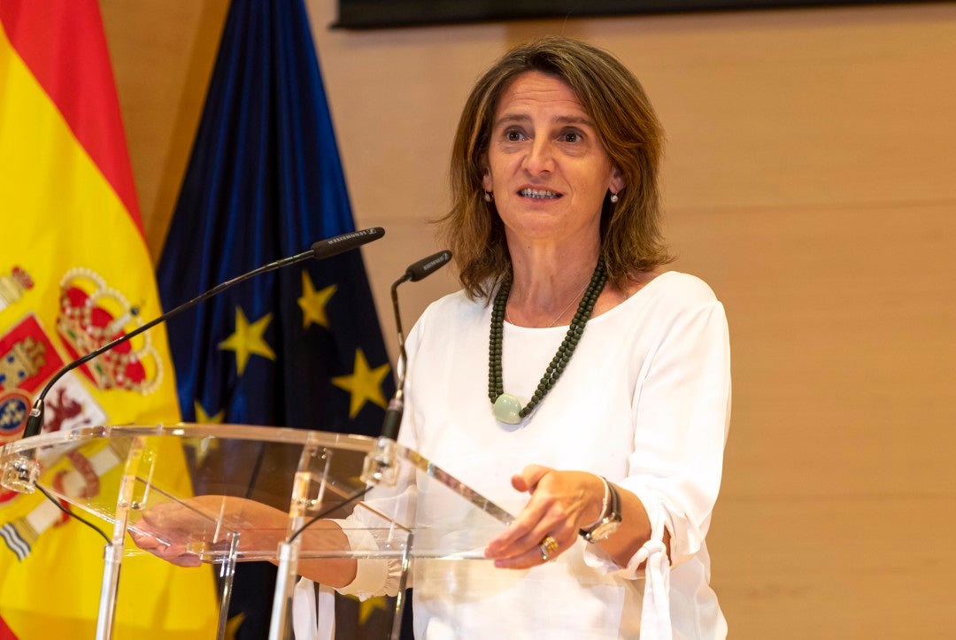 Teresa Ribera: "Empezaremos a notar la rebaja en la factura de la luz a partir de julio" Teresa Ribera: "Empezaremos a notar la rebaja en la factura de la luz a partir de julio"