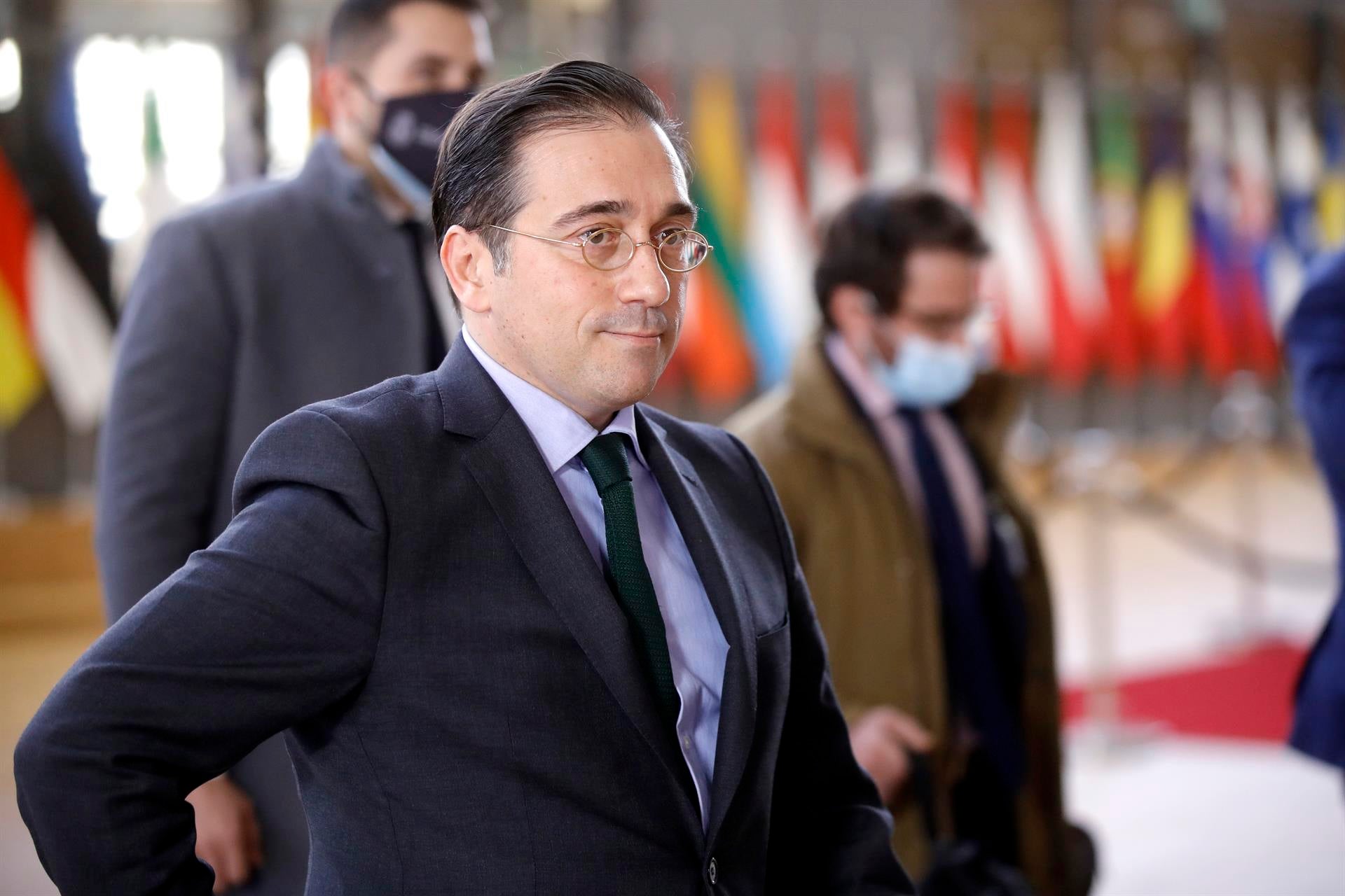 Crisis diplomática con Argelia: Albares cambia su agenda y viaja a Bruselas para abordar el conflicto Crisis diplomática con Argelia: Albares cambia su agenda y viaja a Bruselas para abordar el conflicto