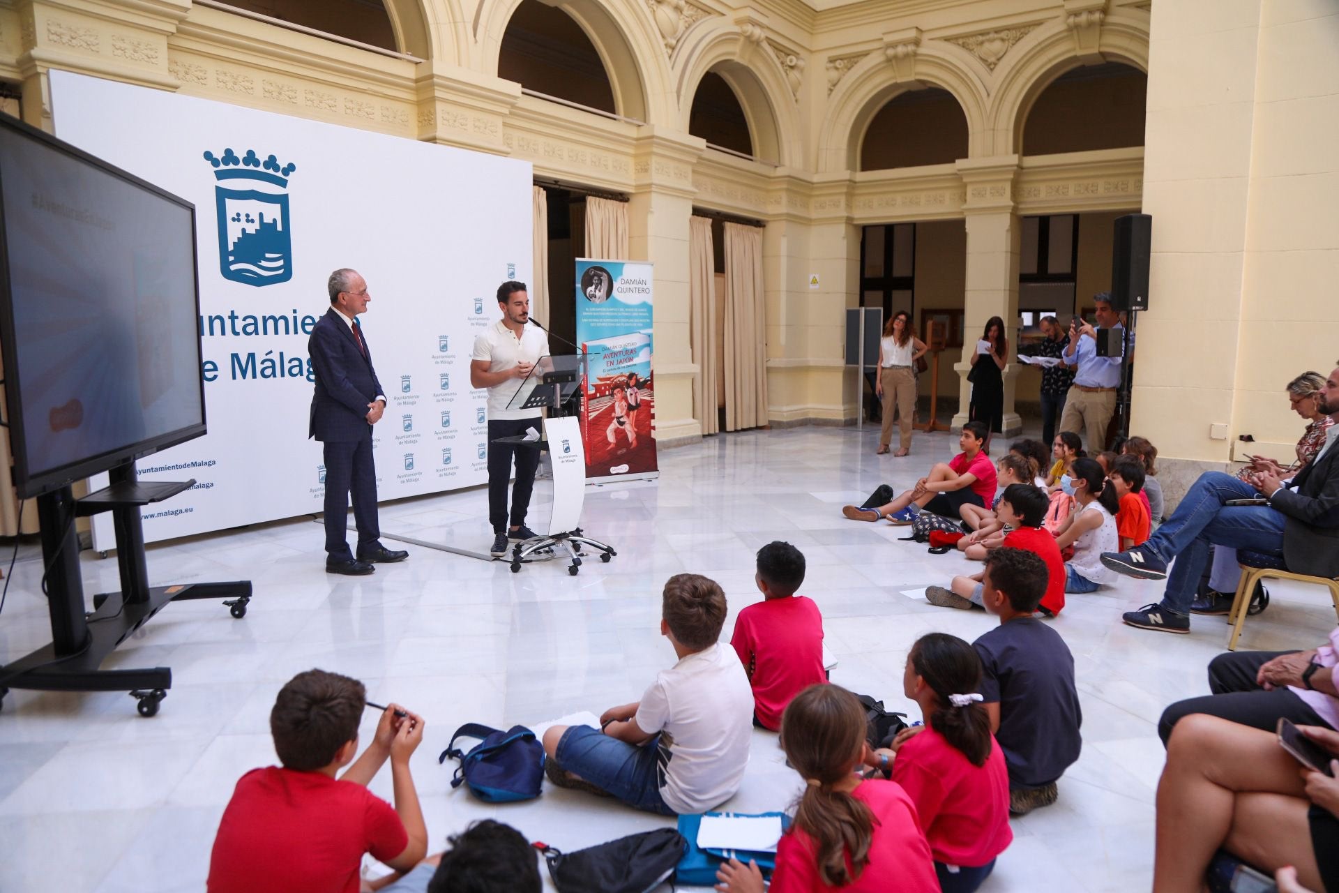 "Aventuras en Japón: El camino de los Oscuros", de Damián Quintero "Aventuras en Japón: El camino de los Oscuros", de Damián Quintero