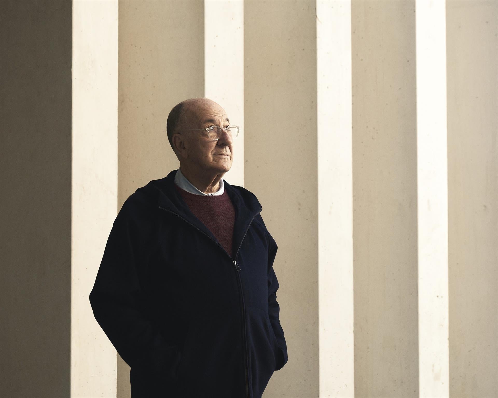 Fallece José María Viñuela, conservador de la Colección Helga de Alvear de Cáceres Fallece José María Viñuela, conservador de la Colección Helga de Alvear de Cáceres