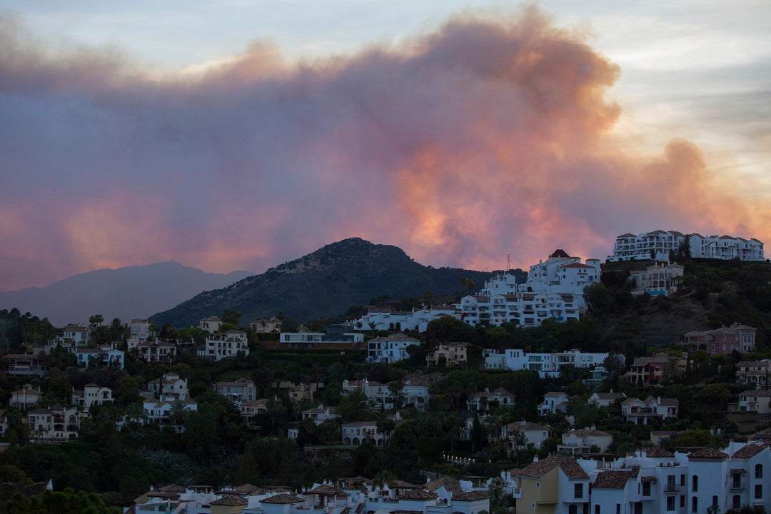 Incendio en la Sierra Bermeja de Málaga: estabilizado el fuego tras afectar a más de 2.150 hectáreas Incendio en la Sierra Bermeja de Málaga: estabilizado el fuego tras afectar a más de 2.150 hectáreas