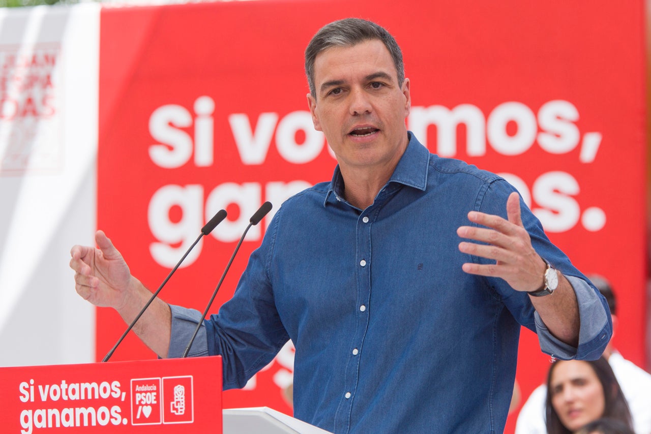 Pedro Sánchez reprocha al PP que apoye a Argelia en su "presión" a España Pedro Sánchez reprocha al PP que apoye a Argelia en su "presión" a España