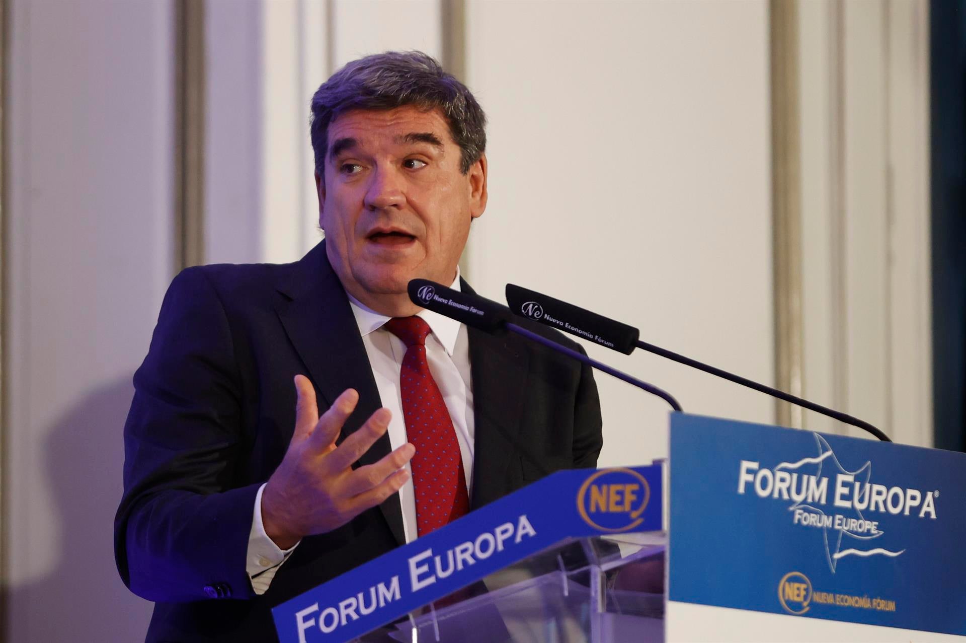 Nuevas cuotas para autónomos desde 245 euros: los ajustes que plantea Escrivá Nuevas cuotas para autónomos desde 245 euros: los ajustes que plantea Escrivá