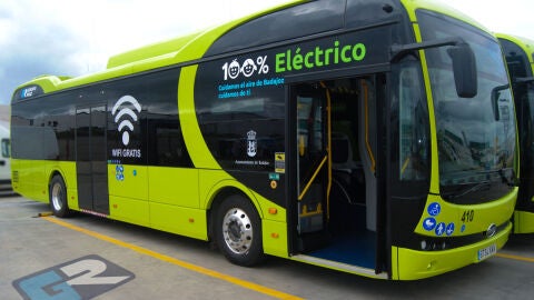 Veh&iacute;culo del transporte urbano de Badajoz