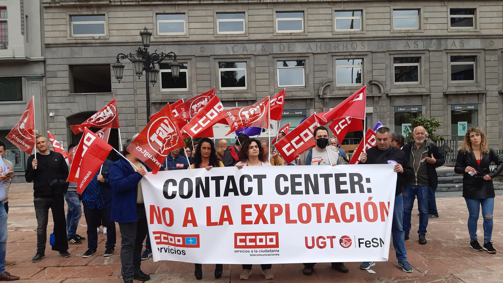 Huelga en los 'call center' que dan trabajo a 3.500 personas en Asturias Huelga en los 'call center' que dan trabajo a 3.500 personas en Asturias