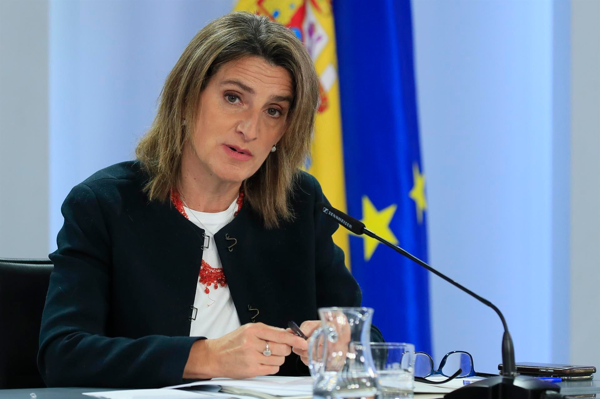 El Gobierno estudia hacer cambios en el descuento de 20 céntimos a los carburantes El Gobierno estudia hacer cambios en el descuento de 20 céntimos a los carburantes