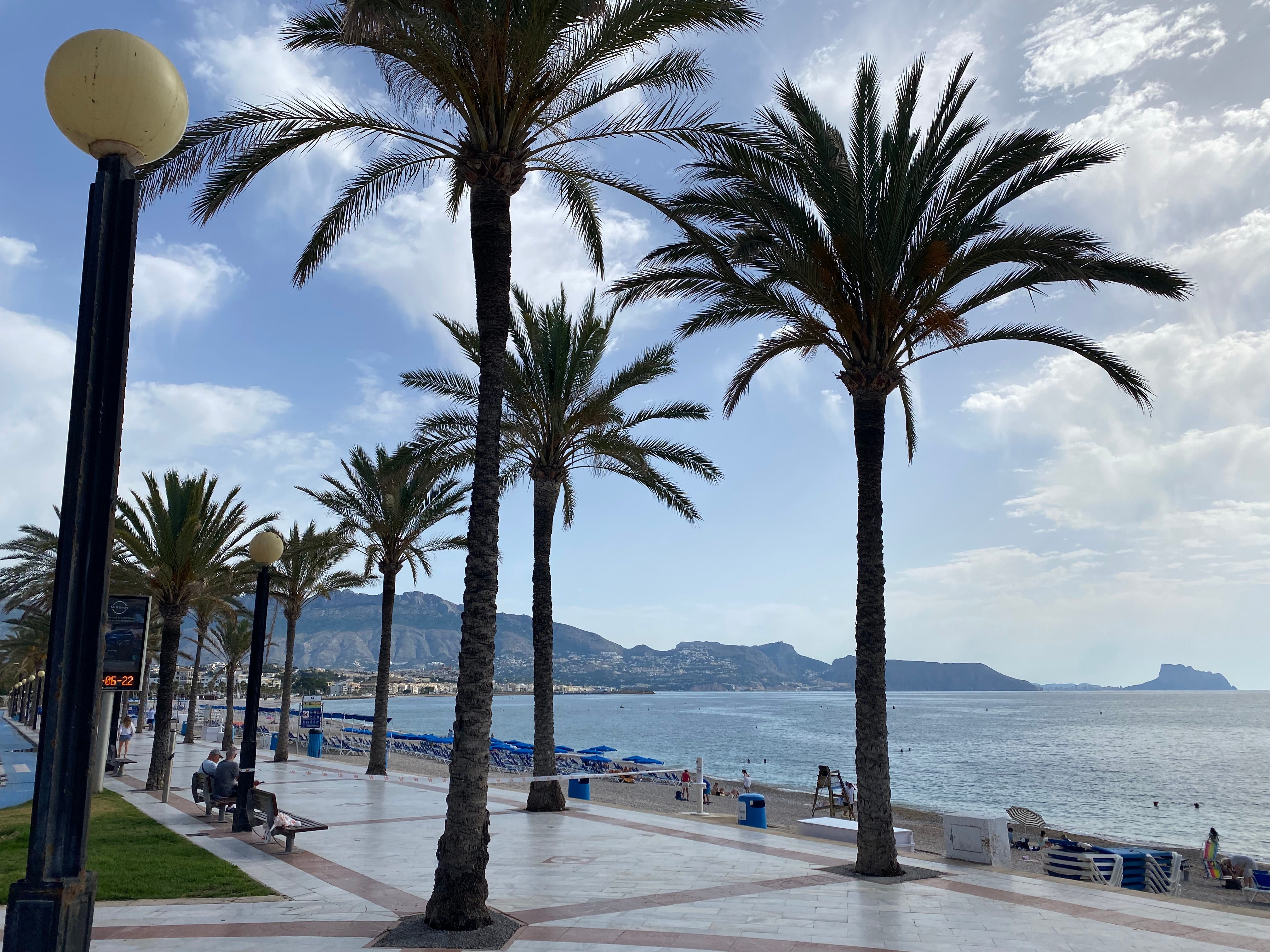 Cielos poco nubosos para este lunes en Benidorm, La Vila Joiosa y L'Alfàs del Pi Cielos poco nubosos para este lunes en Benidorm, La Vila Joiosa y L'Alfàs del Pi