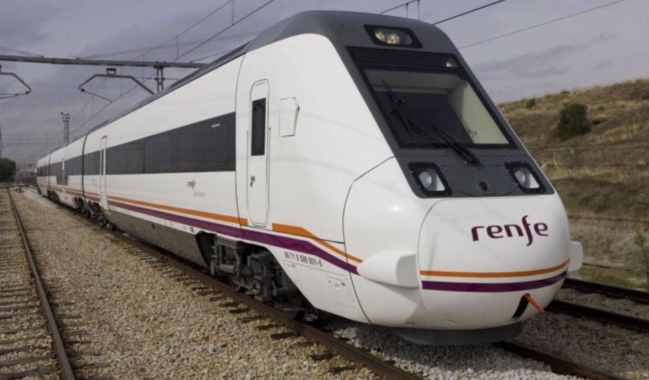 Suspendida la venta de los AVE entre Madrid y Alicante: por qué no se pueden comprar billetes para el mes de julio Suspendida la venta de los AVE entre Madrid y Alicante: por qué no se pueden comprar billetes para el mes de julio