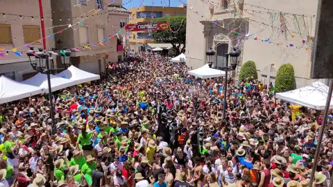 Catral recupera, tras dos años de obligada ausencia, los festejos que forman parte de sus fiestas patronales de San Juan Bautista Catral recupera, tras dos años de obligada ausencia, los festejos que forman parte de sus fiestas patronales de San Juan Bautista