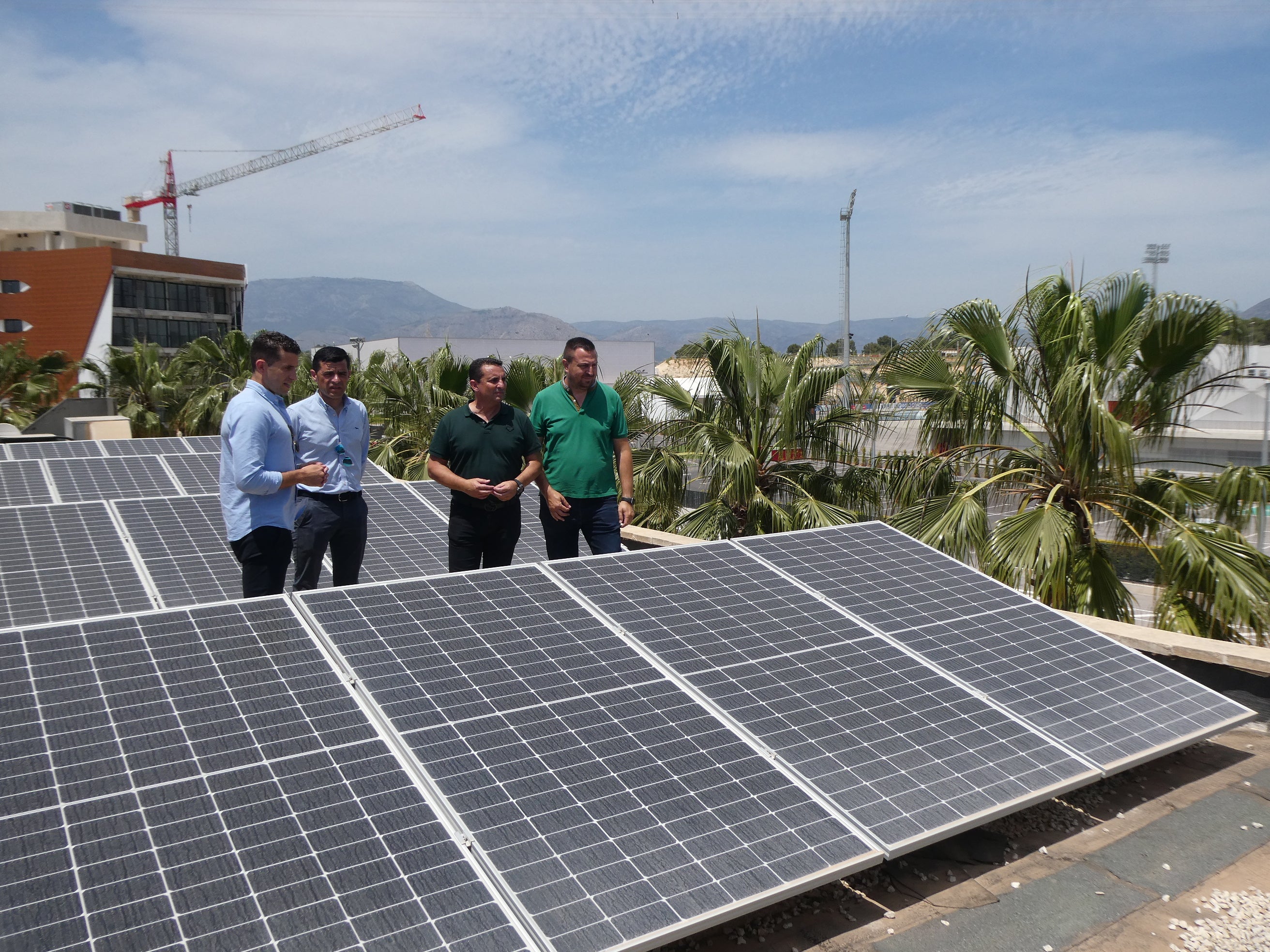 La Nucía instala placas solares en su Ciutat Esportiva Camilo Cano La Nucía instala placas solares en su Ciutat Esportiva Camilo Cano