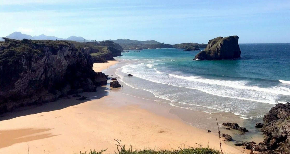 Llanes pone en marcha el Plan de Salvamento en Playas más ambicioso con 53 efectivos y 360.965 euros de presupuesto Llanes pone en marcha el Plan de Salvamento en Playas más ambicioso con 53 efectivos y 360.965 euros de presupuesto