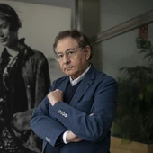 Roberto Verino ingresa oficialmente na Real Academia Galega de Belas Artes o 18 de xuño Roberto Verino ingresa oficialmente na Real Academia Galega de Belas Artes o 18 de xuño