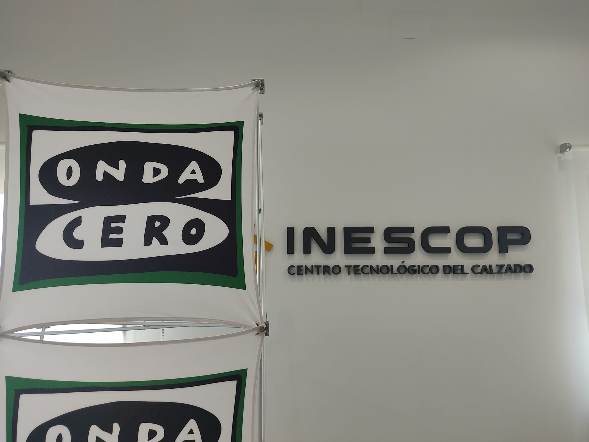 Mariano Carrillo: "El demostrador de Inescop, Aiju y Aitex está pensado por y para la industria valenciana" Mariano Carrillo: "El demostrador de Inescop, Aiju y Aitex está pensado por y para la industria valenciana"