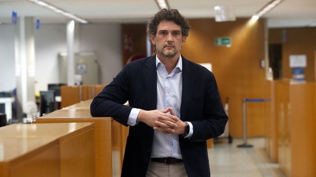 Javier Arias, delegado de la Xunta:" Que hagan lo que tengan que hacer pero que abran el auditorio" Javier Arias, delegado de la Xunta:" Que hagan lo que tengan que hacer pero que abran el auditorio"