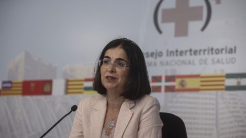 La ministra de Sanidad, Carolina Darias, comparece tras una reunión plenaria de carácter extraordinario del Consejo Interterritorial del SNS (CISNS), en el Palacio de la Generalitat Valenciana, a 15 de junio de 2022, en Valencia.