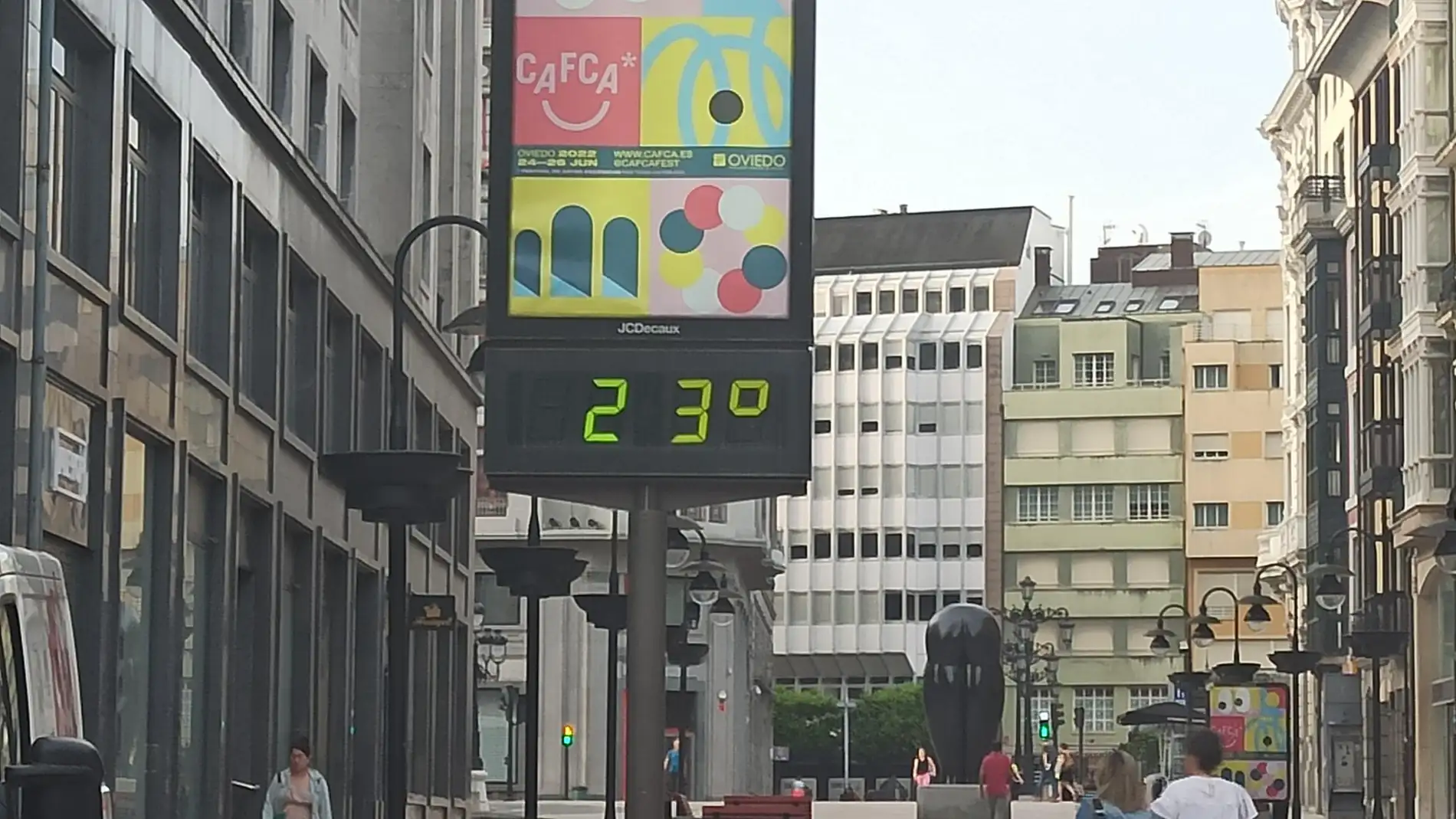 Oviedo registraba 23 grados a las 8 horas
